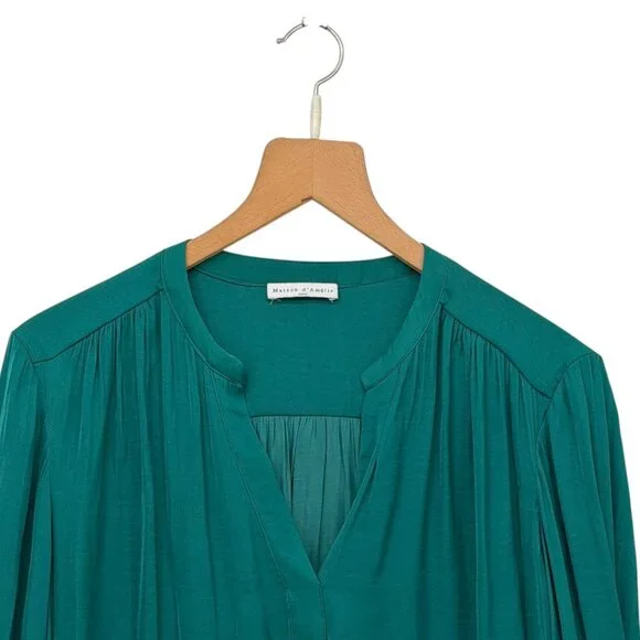 Maison d'Amelie Paris 💚 Green Blouse L w/ Button Detail‎ ✨Perf Condition - Picture 5 of 6